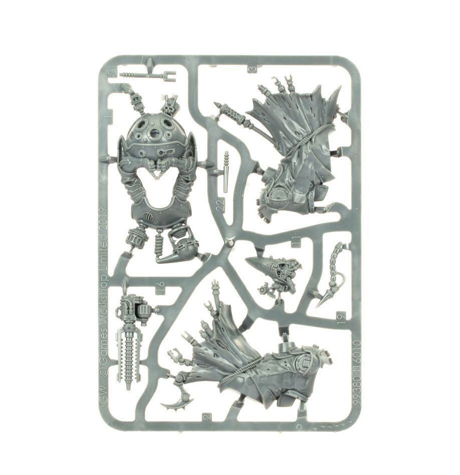 Adeptus Mechanicus Tech-Priest Manipulus miniature from Games Workshop, featuring detailed robotic armor and advanced tech accessories.