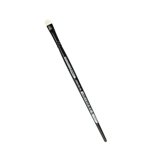 Games Workshop Warhammer Pro Tone Drybrush Medium, a detailed view of the brush with a textured handle and medium-sized bristles for model painting.