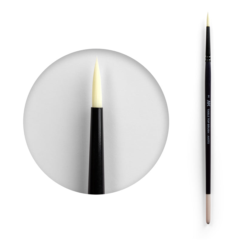 AK Interactive Table Top Brush set with two versatile brushes for detailed painting and fine work.
